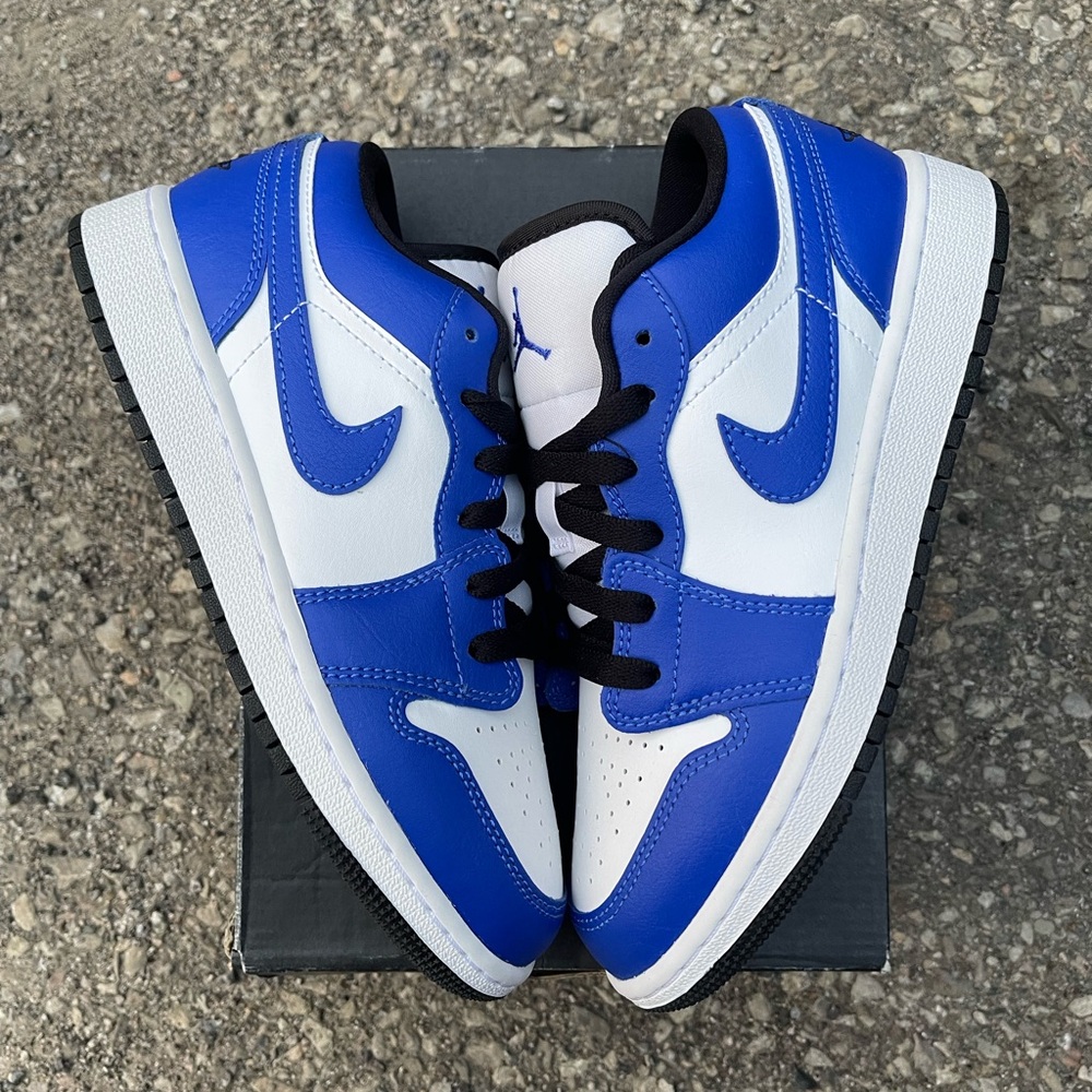 Size 4Y - Jordan 1 low ‘Game Royal’